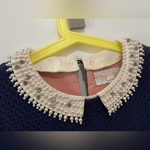 Elegant women top - Picture 2 of 3